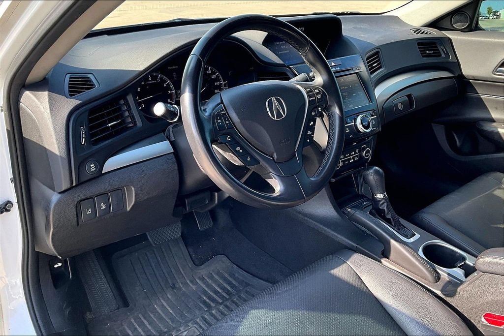 Used 2017 Acura ILX FWD image 15