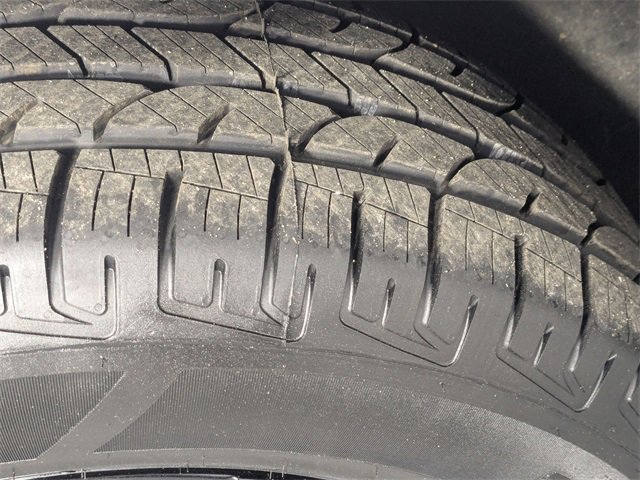 Used 2022 Chevrolet Traverse LT w/ LPO, 'HIT The Road' Package image 9