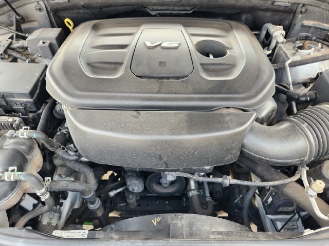 Used 2016 Jeep Grand Cherokee Overland AWD/4WD image 31