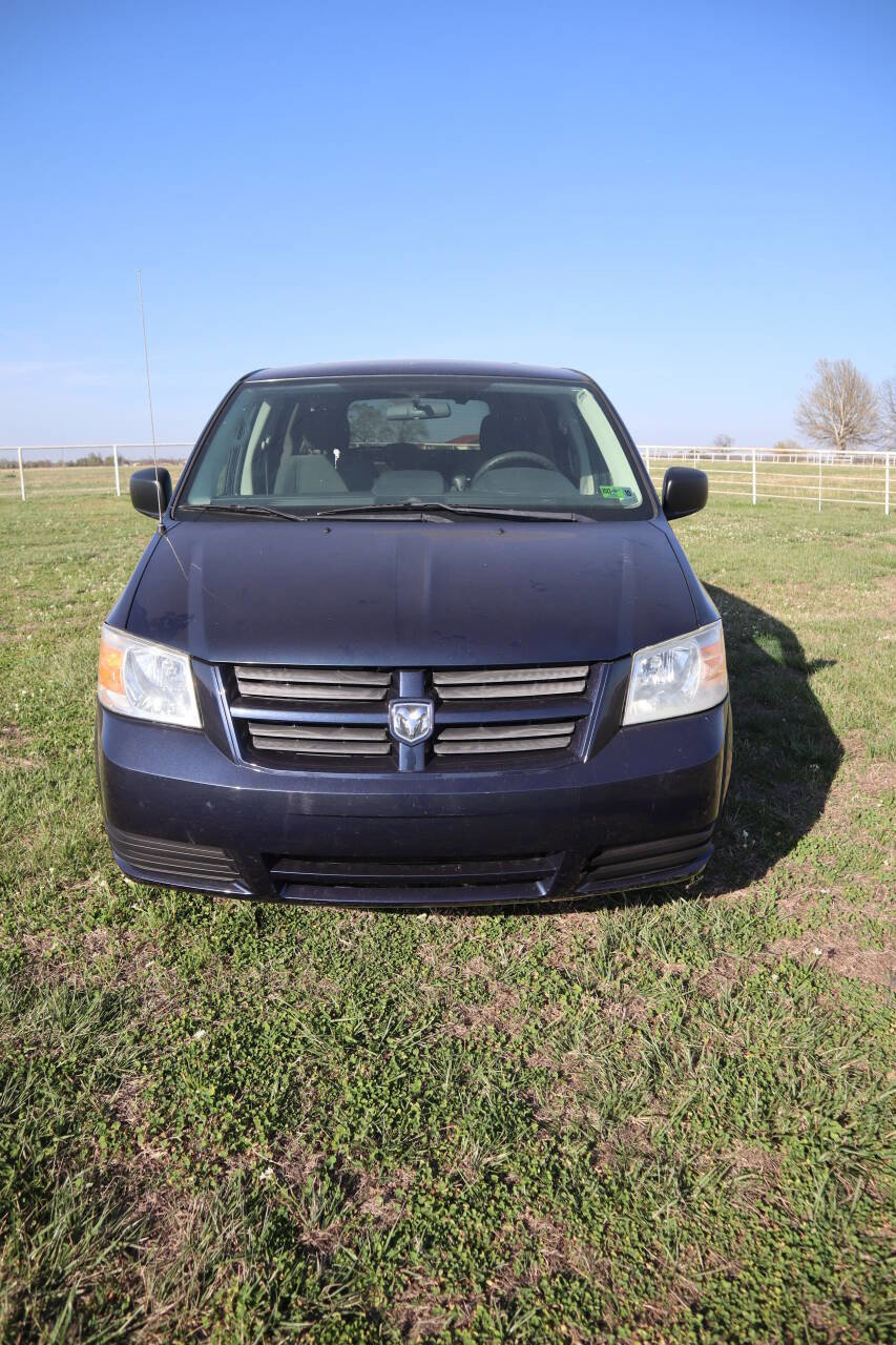 Used 2009 Dodge Grand Caravan SE w/ Climate Group image 9