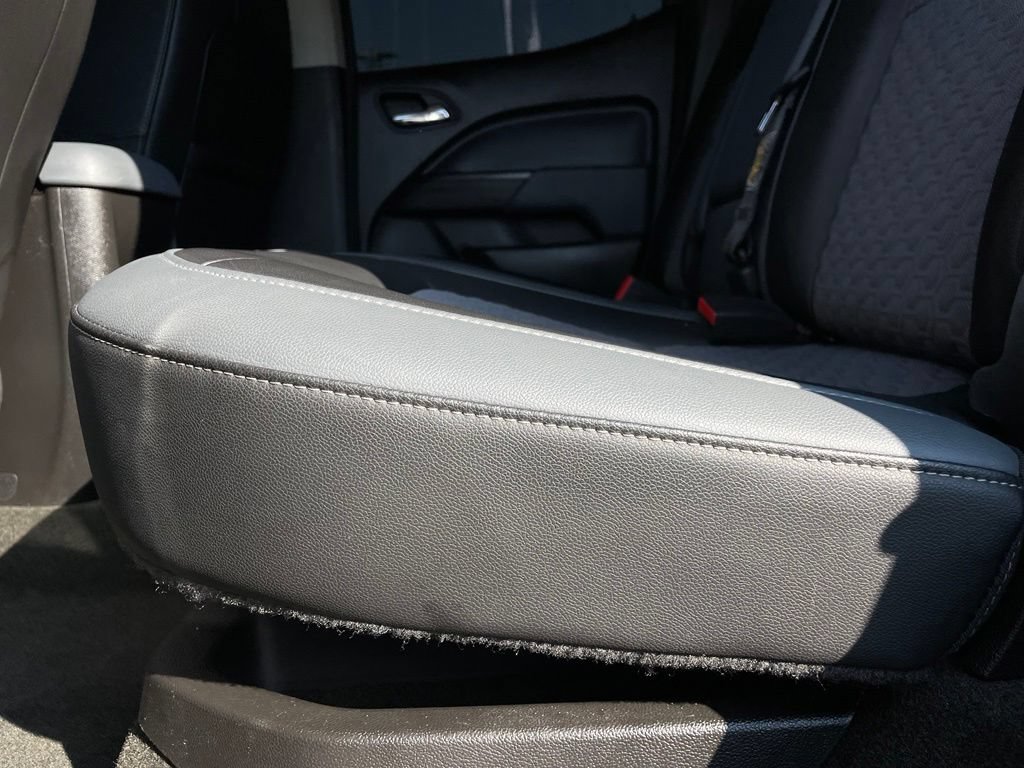 Used 2016 Chevrolet Colorado Z71 AWD/4WD image 38