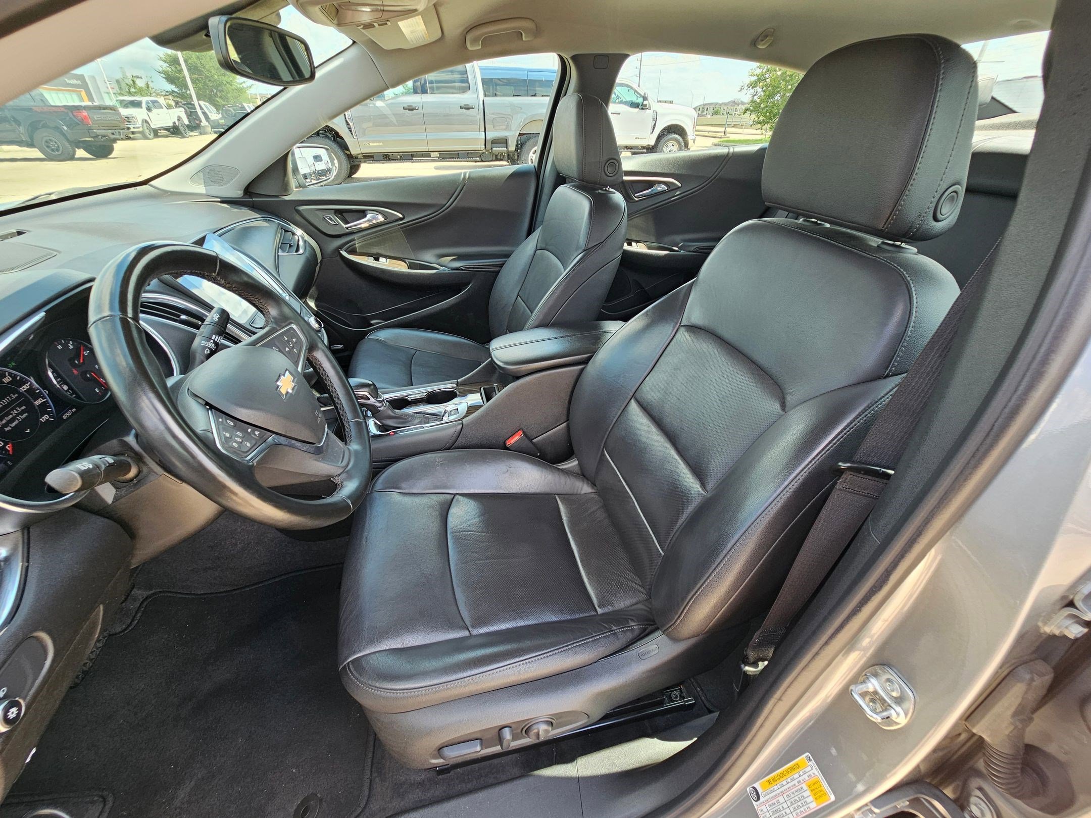 Used 2024 Chevrolet Malibu LT FWD image 17