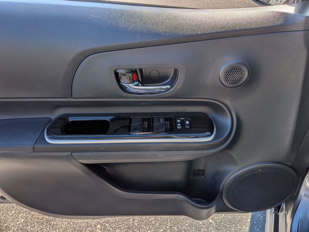 Used 2018 Toyota Prius C Four image 12