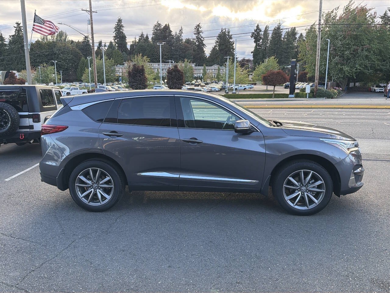 Used 2021 Acura RDX w/ Technology Package AWD/4WD image 10