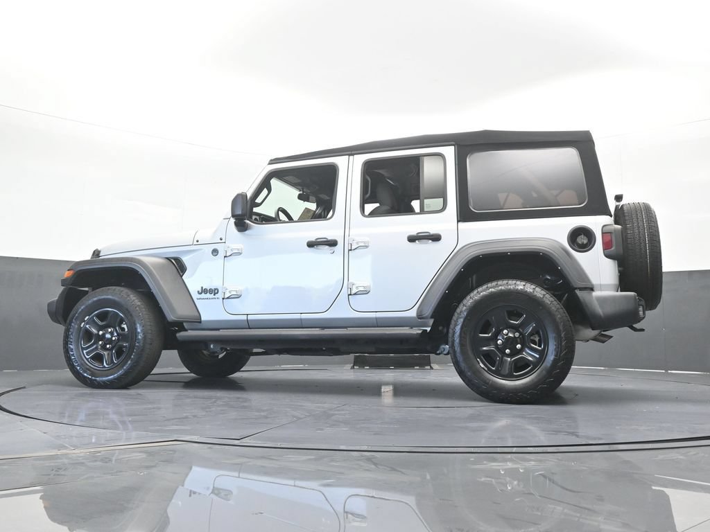 Used 2024 Jeep Wrangler Unlimited Sport AWD/4WD image 57