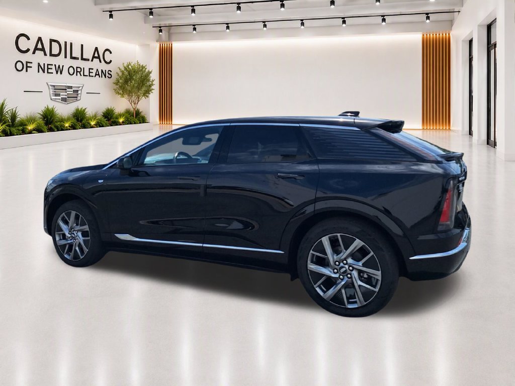 New 2026 Cadillac Optiq Luxury 1 RWD image 5