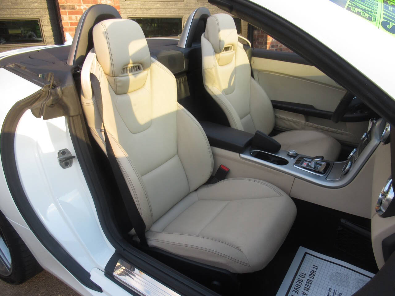 Used 2016 Mercedes-Benz SLK 300 image 9