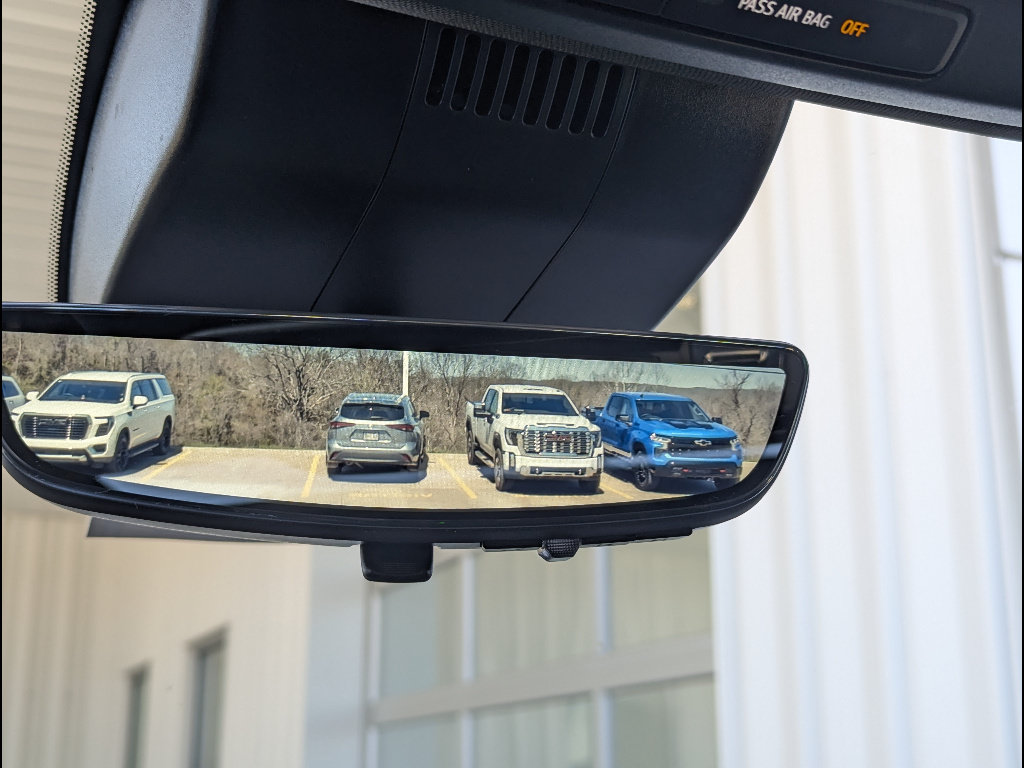 Used 2024 Chevrolet Silverado 1500 High Country w/ Technology Package AWD/4WD image 38