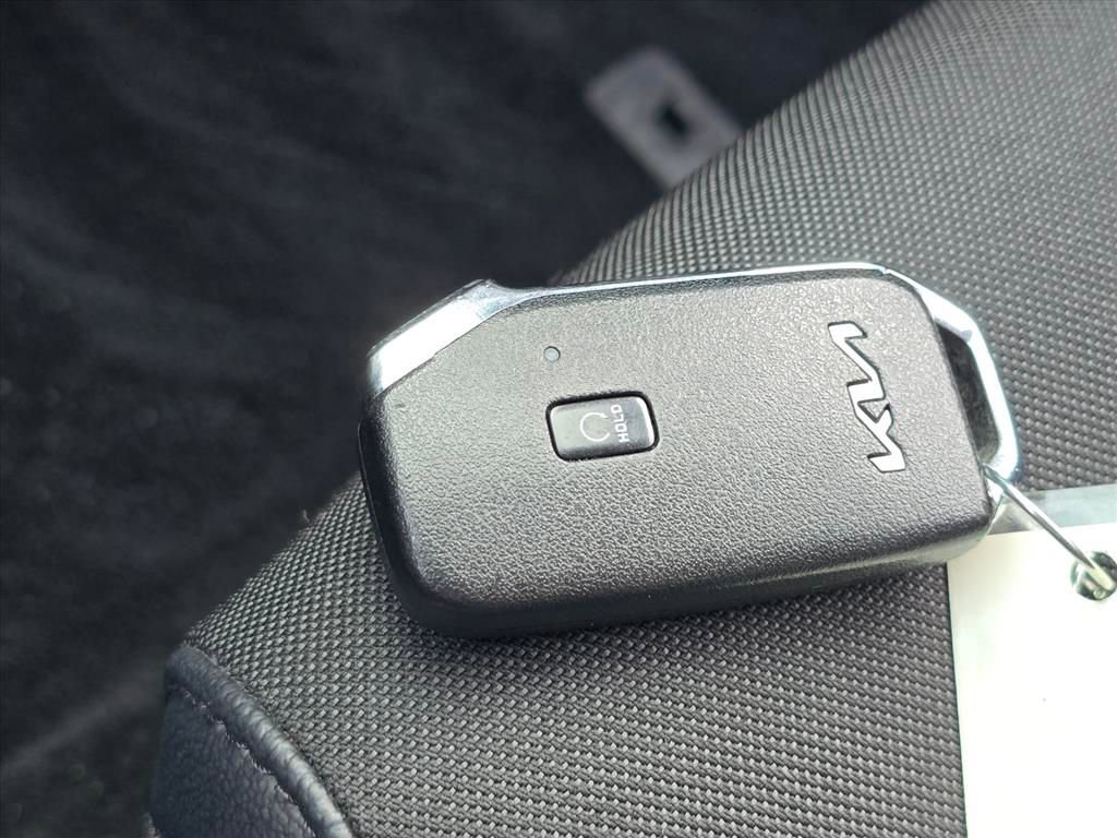 Used 2024 Kia Forte GT-Line image 18