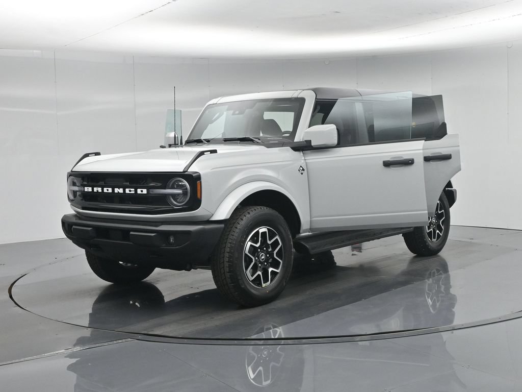 New 2026 Ford Bronco Outer Banks AWD/4WD image 30