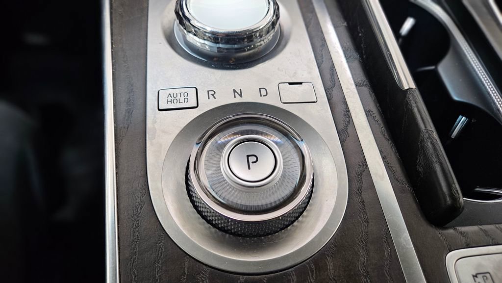 Used 2024 Genesis GV80 2.5T image 31