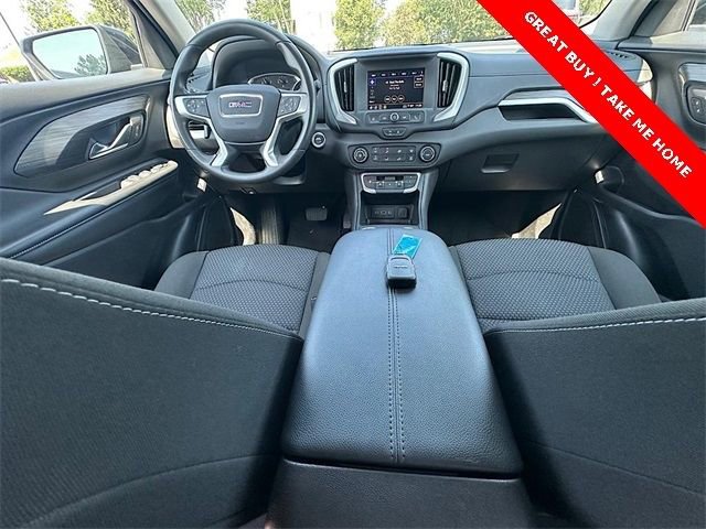 Used 2024 GMC Terrain SLE FWD image 17