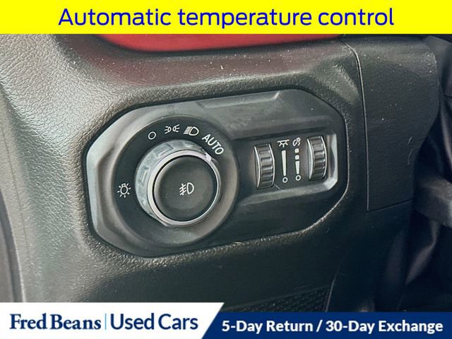 Used 2022 Jeep Wrangler Unlimited Rubicon w/ Safety Group image 13