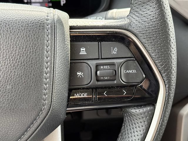 Used 2023 Toyota Tundra Limited AWD/4WD image 24