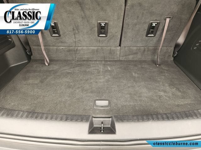 Used 2025 GMC Acadia Elevation FWD image 32