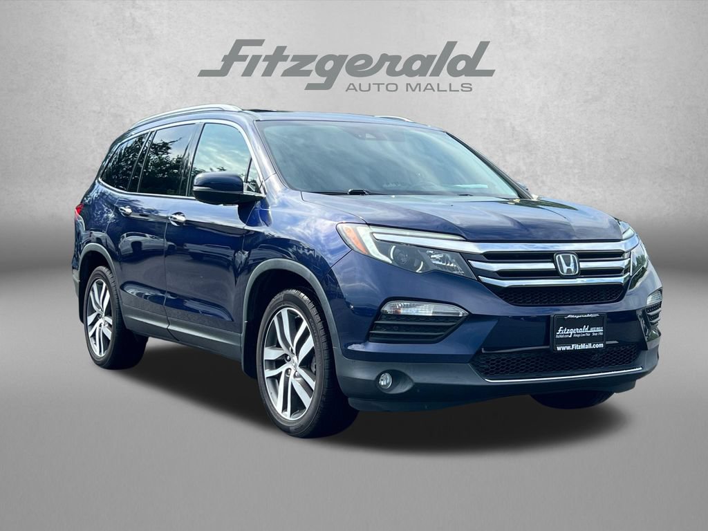 Used 2017 Honda Pilot Elite image 1