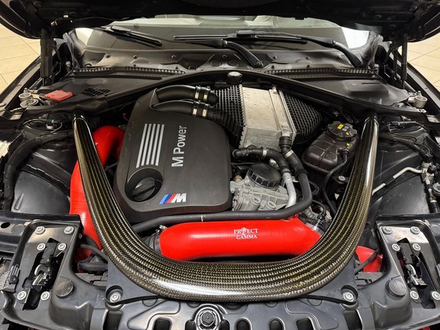 Used 2015 BMW M4 Convertible image 25