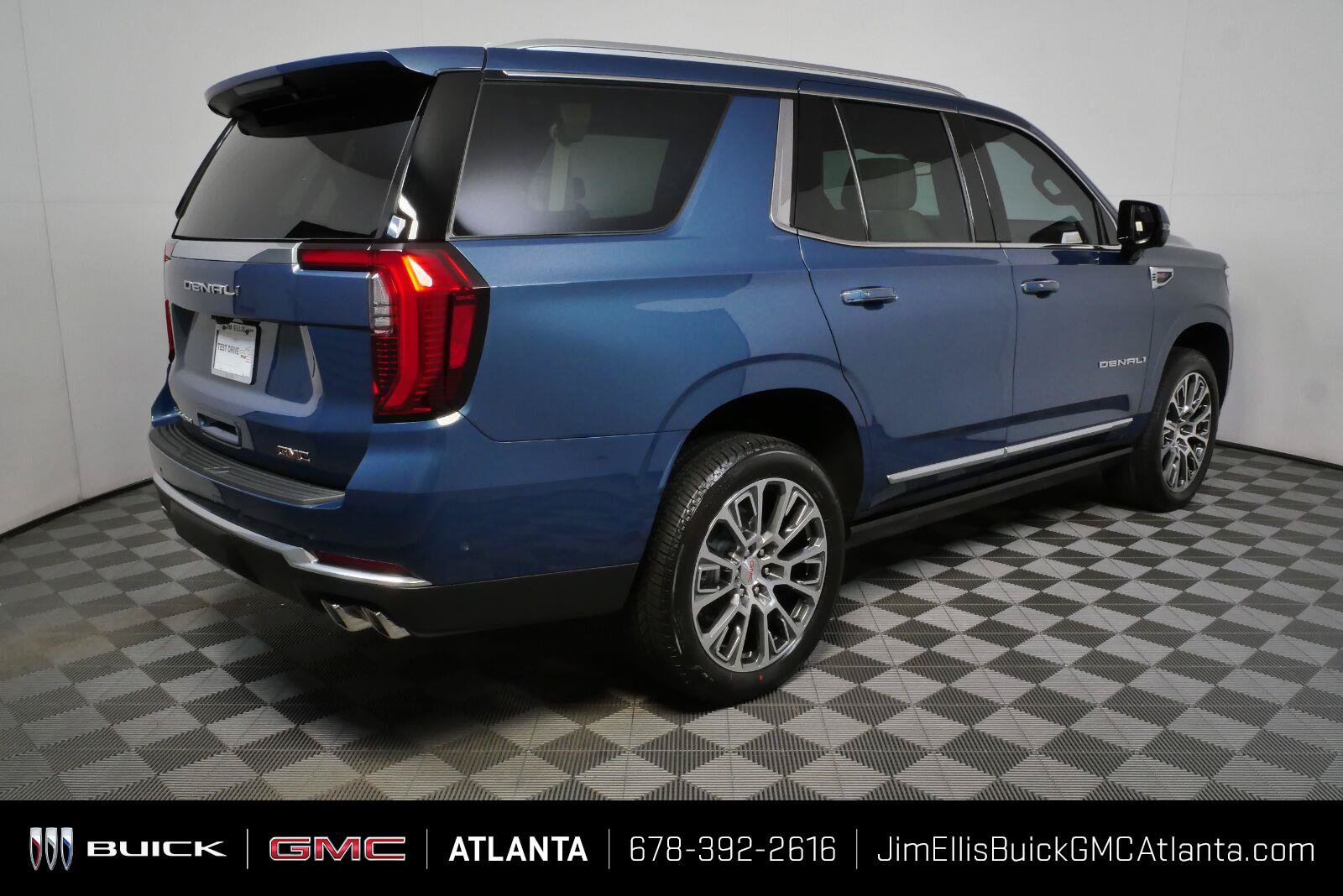 New 2026 GMC Yukon Denali w/ Sun & Power Step Package AWD/4WD image 3