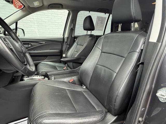 Used 2018 Honda Pilot Touring image 12