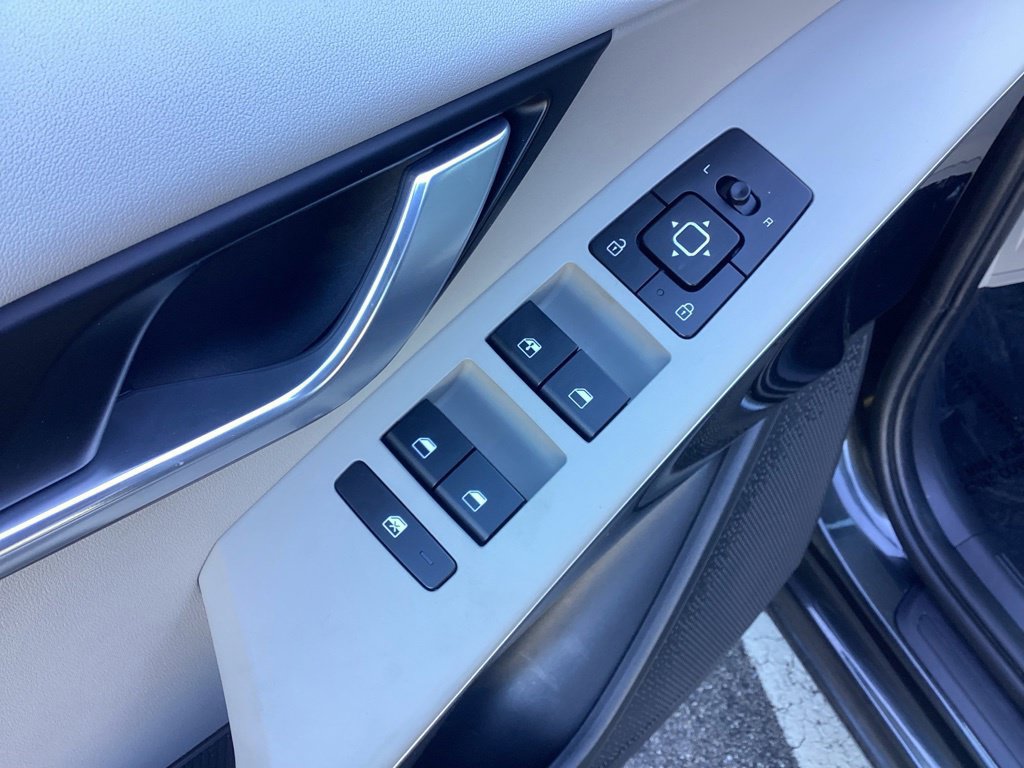 Certified 2023 Kia Niro Wind w/ Wind Preserve Package FWD image 14