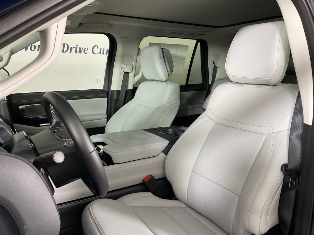 New 2027 Ford Expedition Max Platinum AWD/4WD image 14