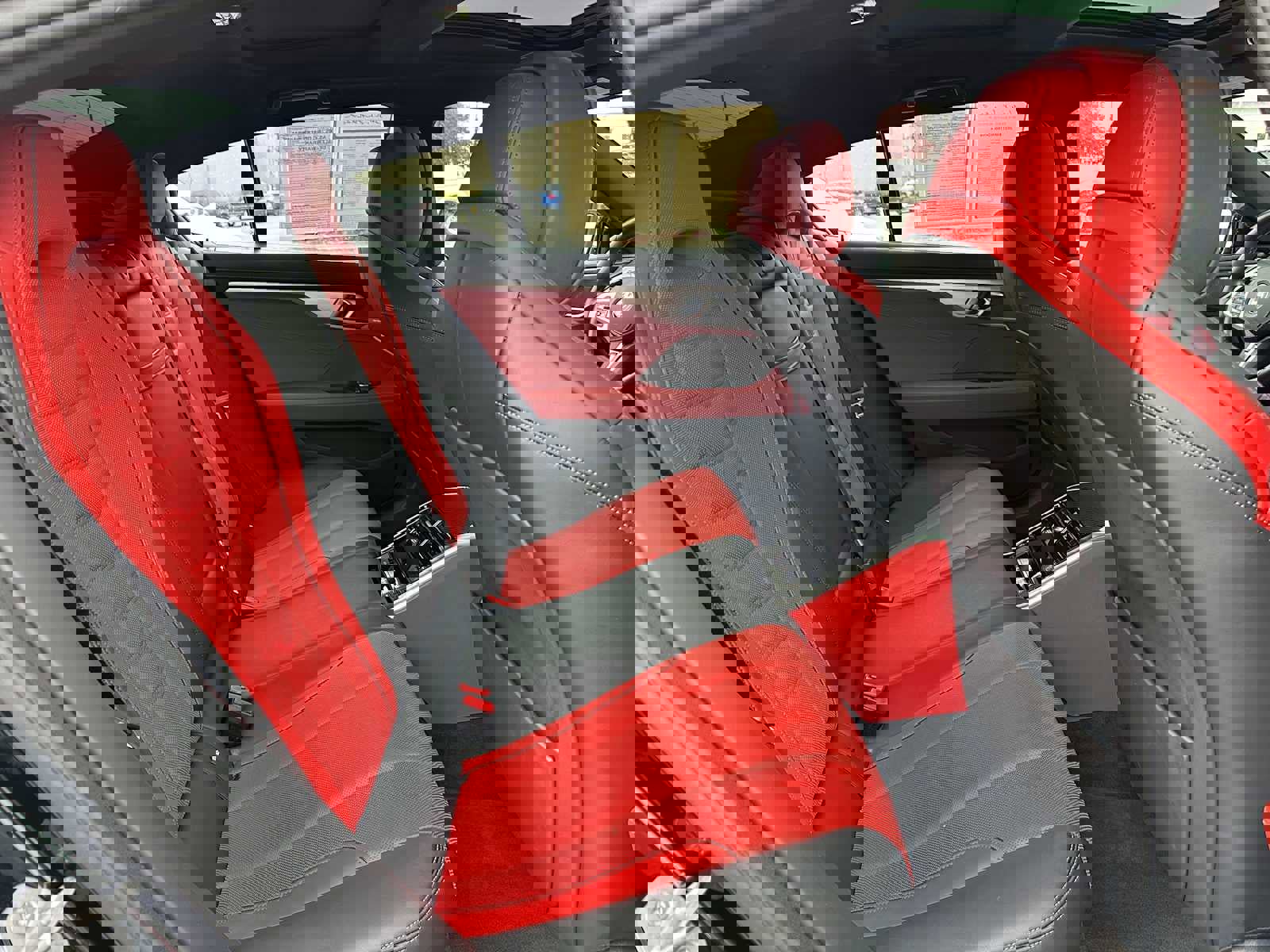 Used 2025 BMW M850i xDrive image 12