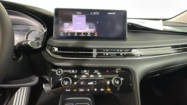 Used 2025 INFINITI QX60 Pure AWD/4WD image 24