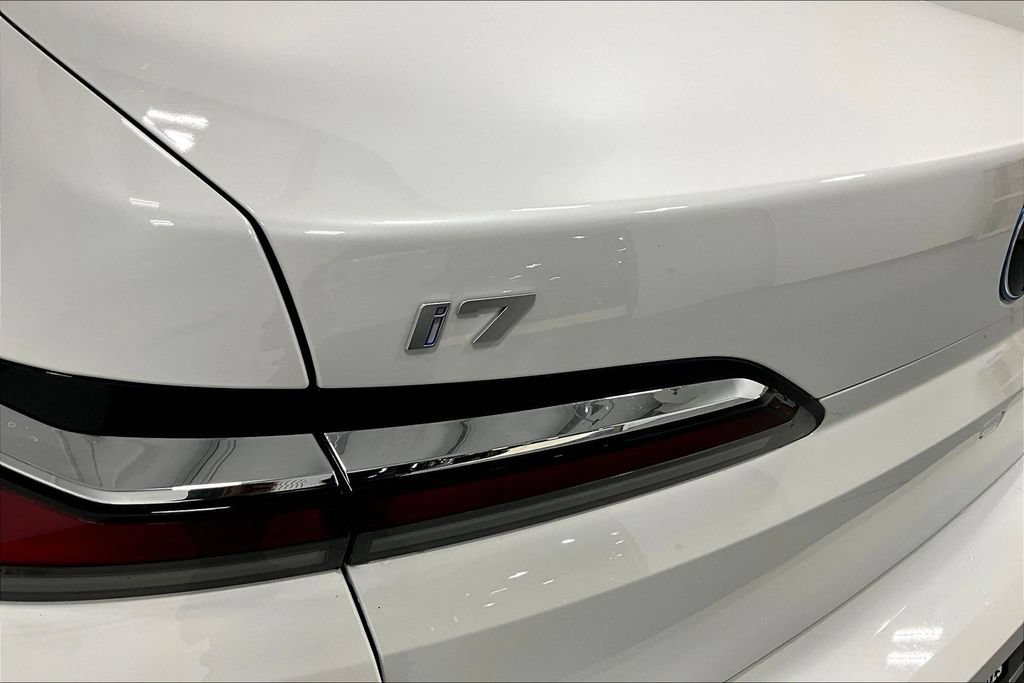New 2025 BMW i7 eDrive50 RWD image 33
