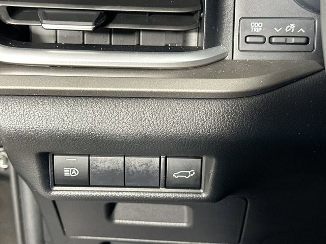 Used 2025 Toyota Grand Highlander AWD image 22
