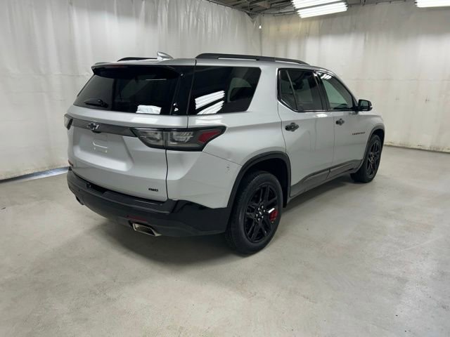 Used 2021 Chevrolet Traverse Premier w/ Redline Edition AWD/4WD image 5