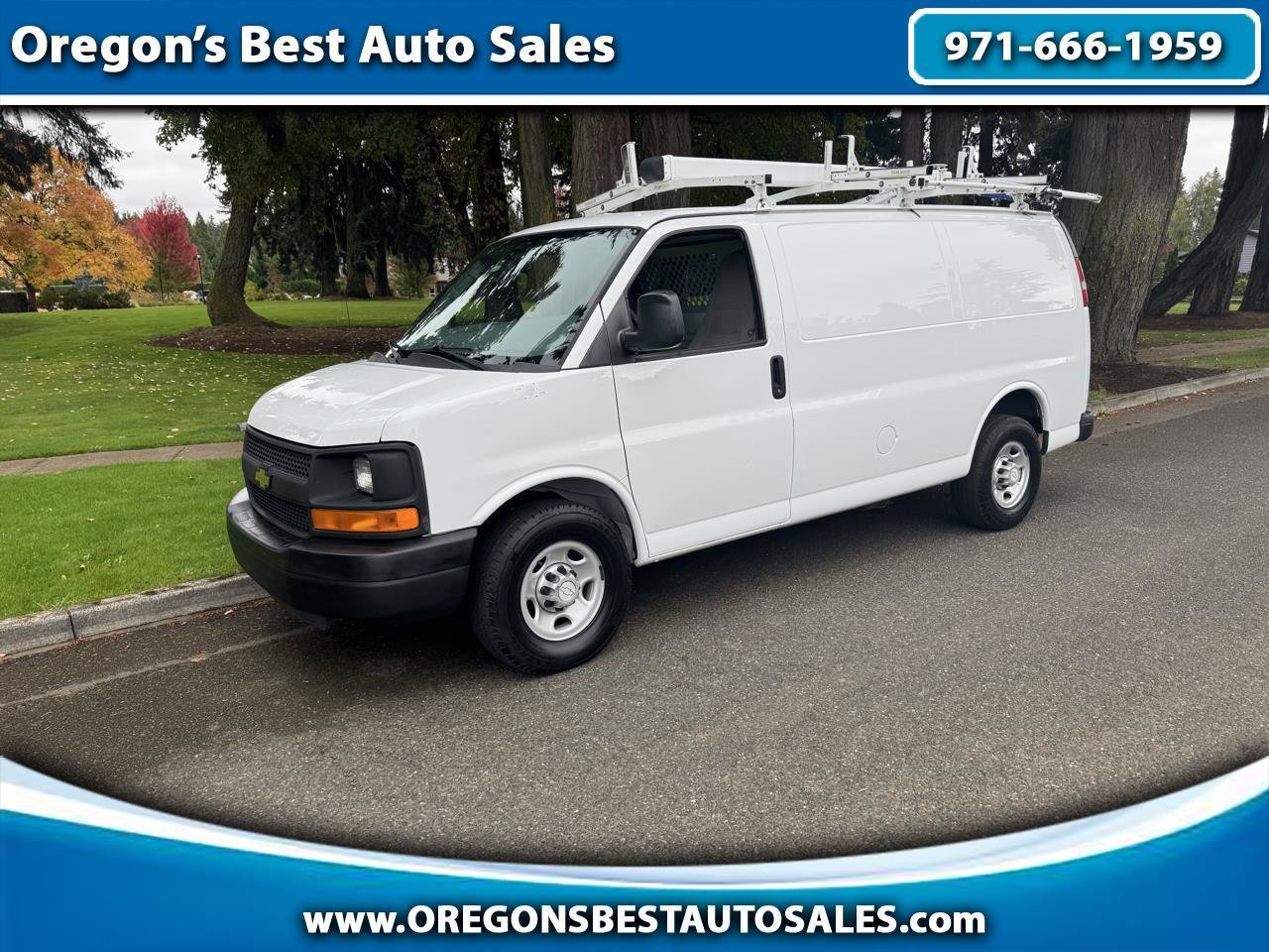 Used 2014 Chevrolet Express 2500 RWD image 1