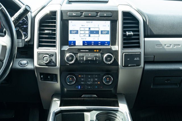 Used 2020 Ford F250 Lariat w/ Lariat Ultimate Package AWD/4WD image 32
