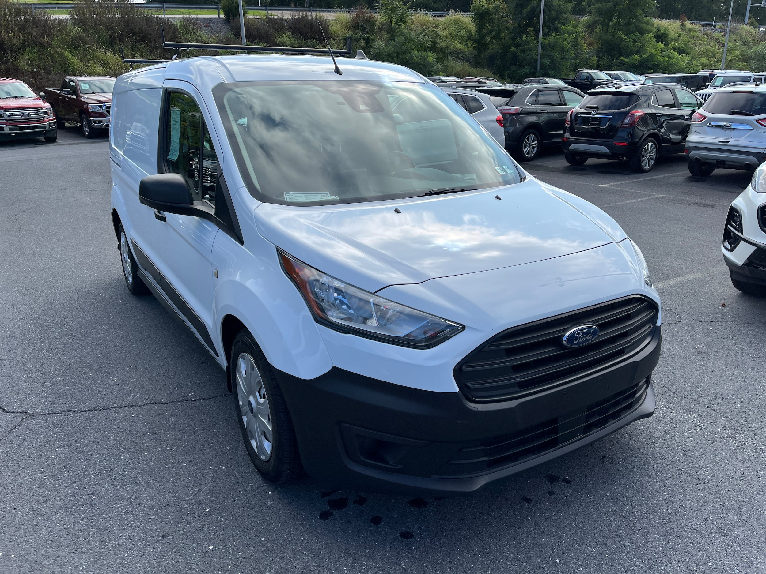 Certified 2020 Ford Transit Connect XL FWD image 4
