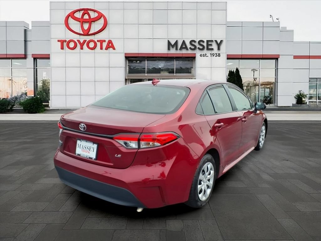 Used 2025 Toyota Corolla LE FWD image 3