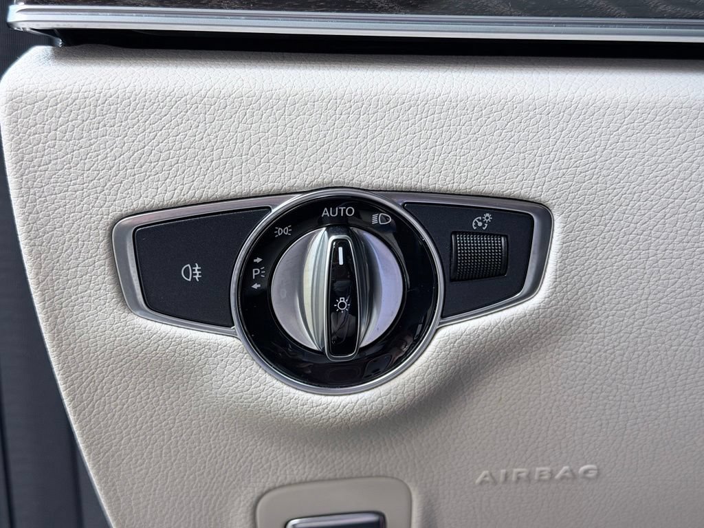 Used 2019 Mercedes-Benz E 300 image 45
