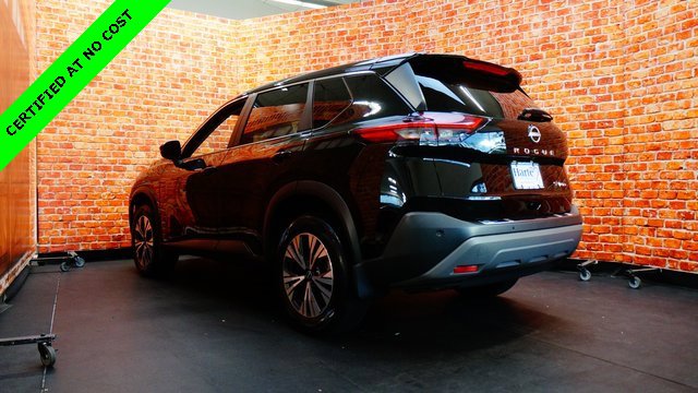 Used 2022 Nissan Rogue SV image 5