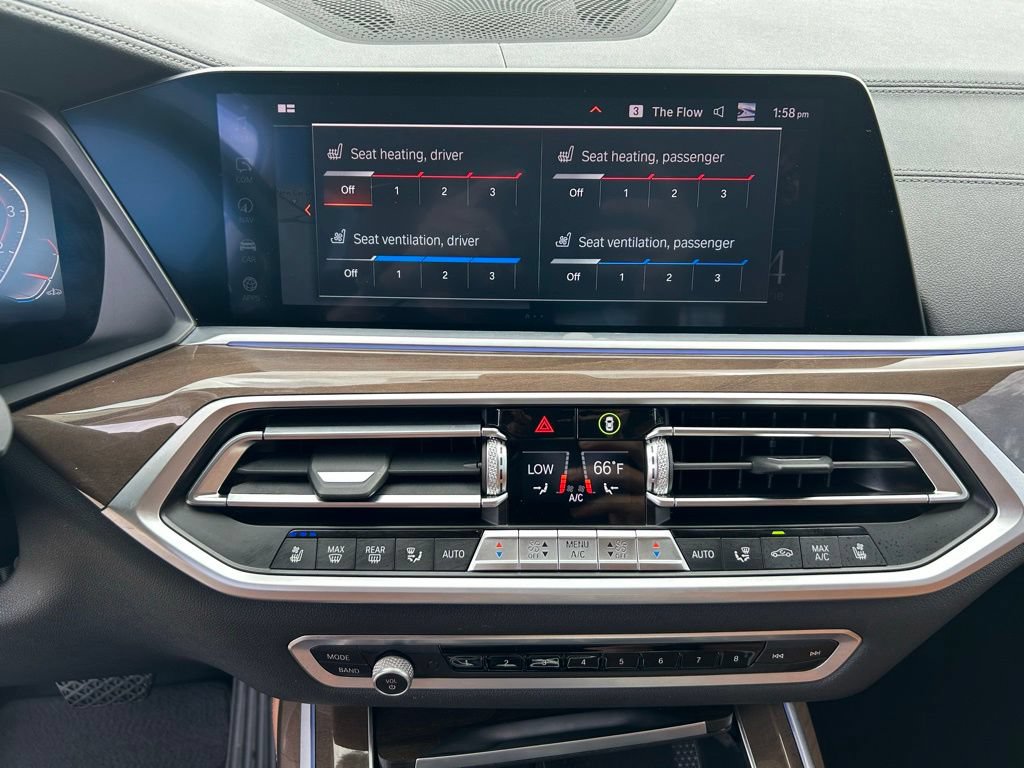 Used 2020 BMW X7 xDrive40i w/ Premium Package AWD/4WD image 21