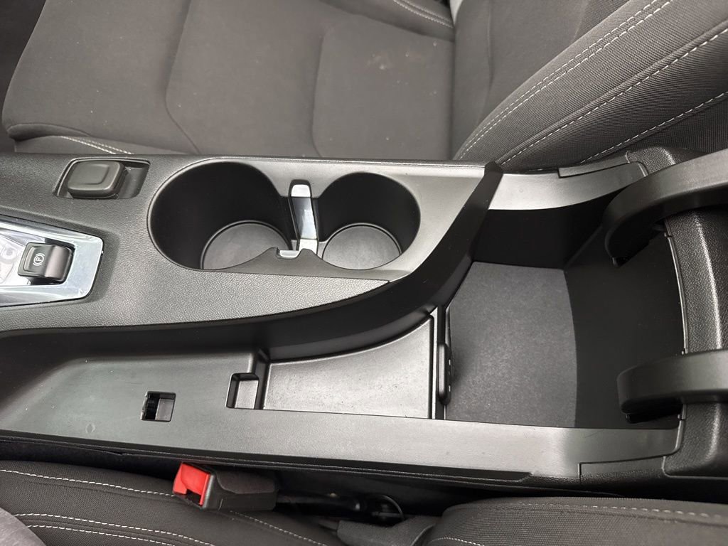 Used 2022 Chevrolet Camaro LT image 31