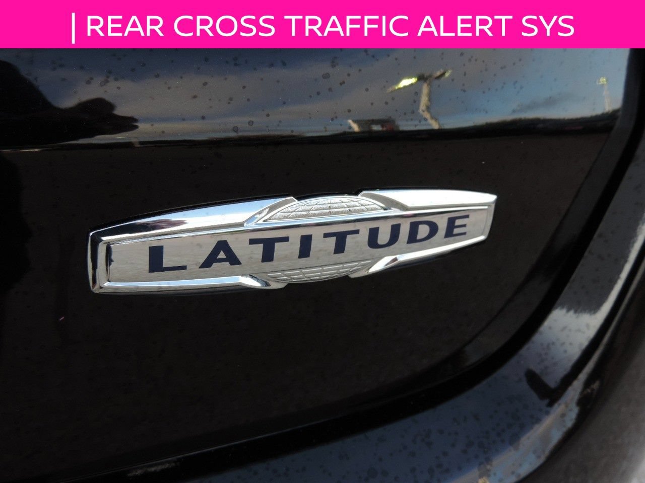 Used 2024 Jeep Compass Latitude AWD/4WD image 13