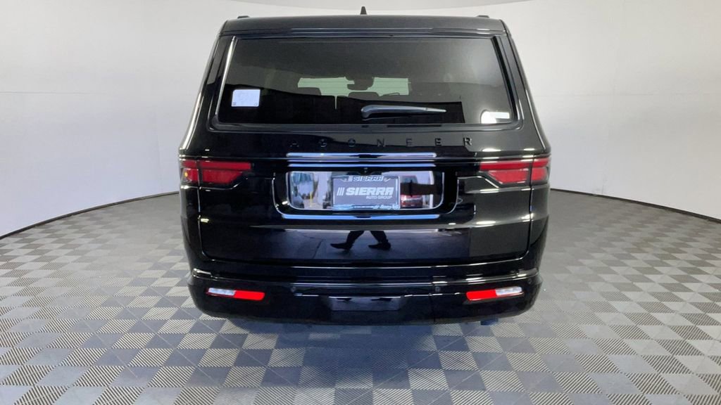 New 2025 Jeep Wagoneer Series II image 5