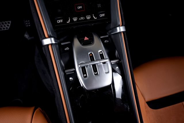 Certified 2024 Ferrari Roma Spider RWD image 43