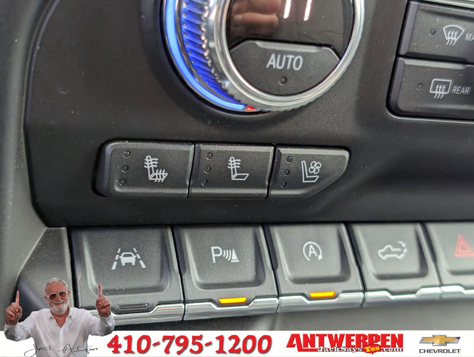 Used 2020 GMC Sierra 1500 SLT w/ SLT Premium Plus Package image 29