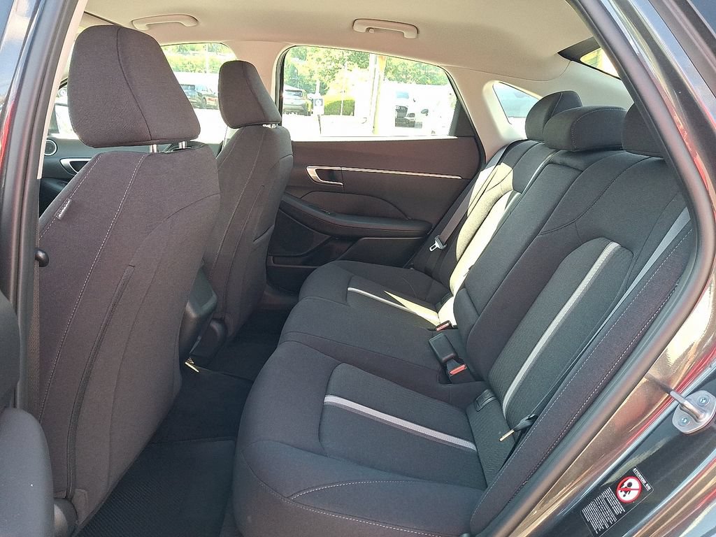 Used 2023 Hyundai Sonata SEL FWD image 11