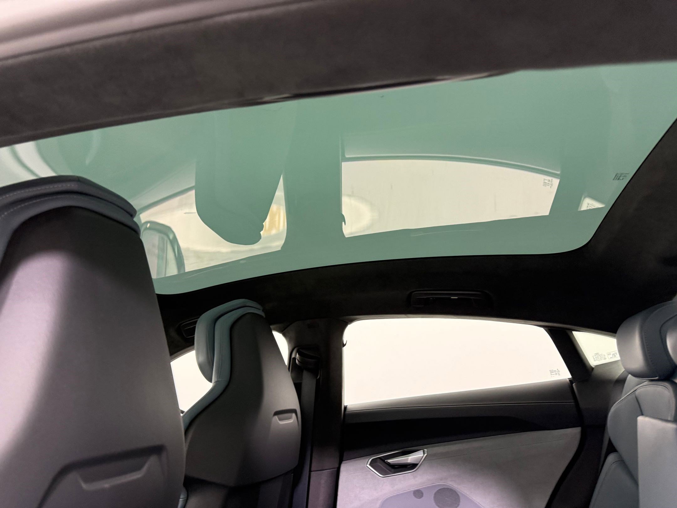 Used 2022 Audi RS e-tron GT image 16