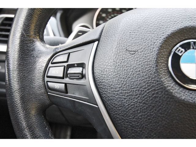 Used 2017 BMW 330i Sedan RWD image 18