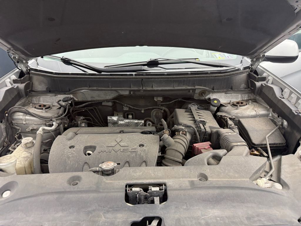 Used 2015 Mitsubishi Outlander Sport ES image 24