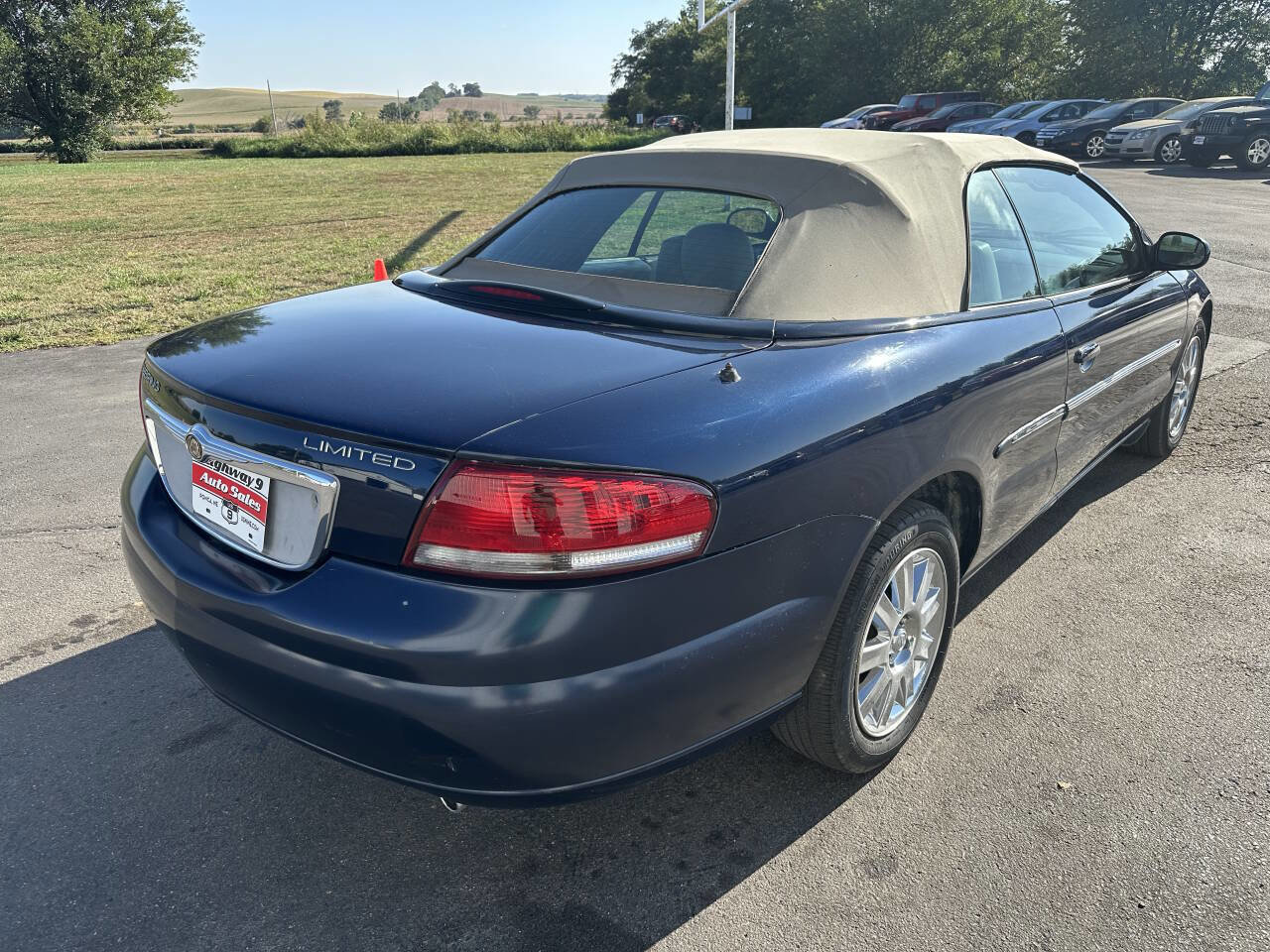 Used 2005 Chrysler Sebring Limited image 18