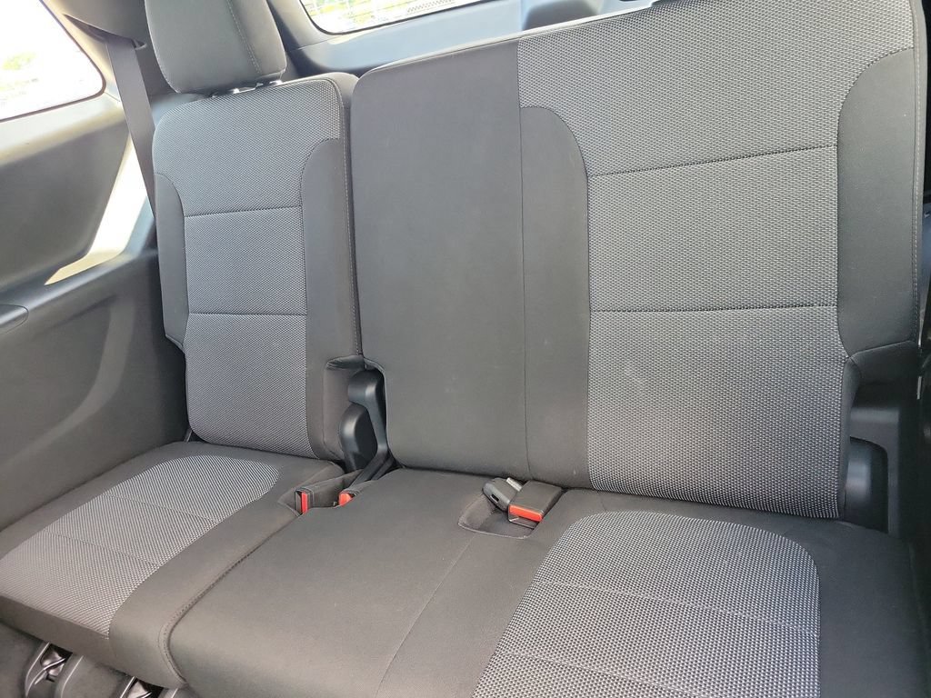 Certified 2023 Chevrolet Traverse LT FWD image 12