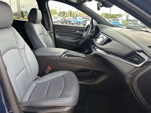 Used 2023 Buick Enclave Essence AWD/4WD image 14