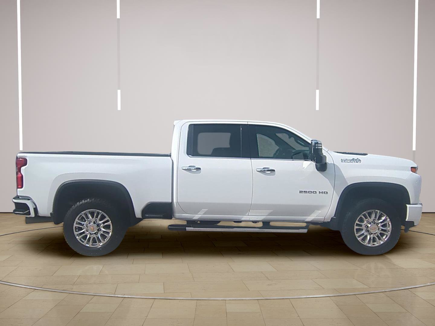 Used 2023 Chevrolet Silverado 2500 High Country w/ Safety Package II AWD/4WD image 9